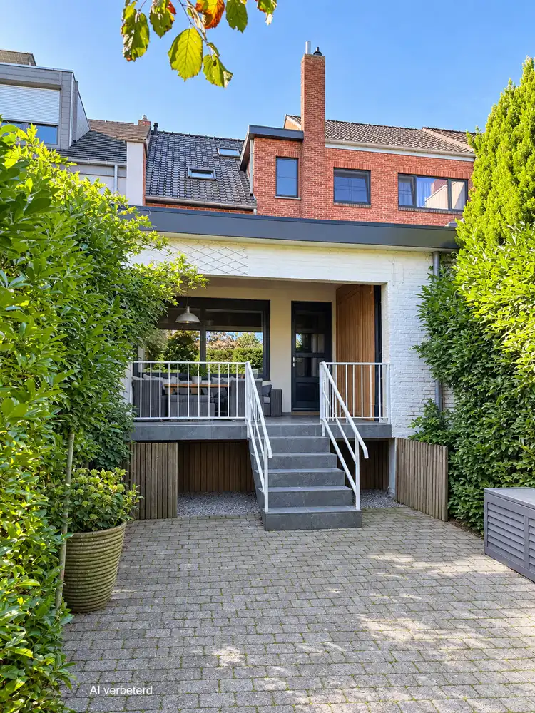 Degelijke woning met 3 slaapkamers gelegen in de rustige, aangename Beukenstraat. foto 24