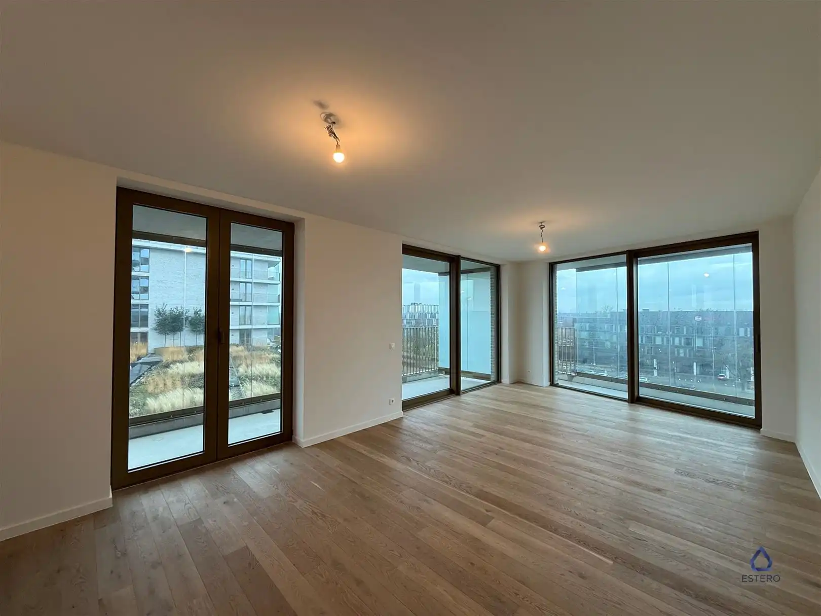 Nieuwbouwappartement met dubbel terras op een toplocatie foto 4