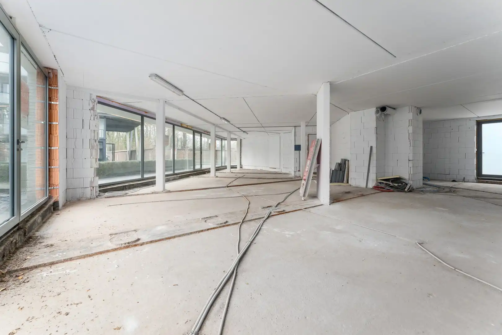 Handelsruimte op commerciële ligging! foto 4