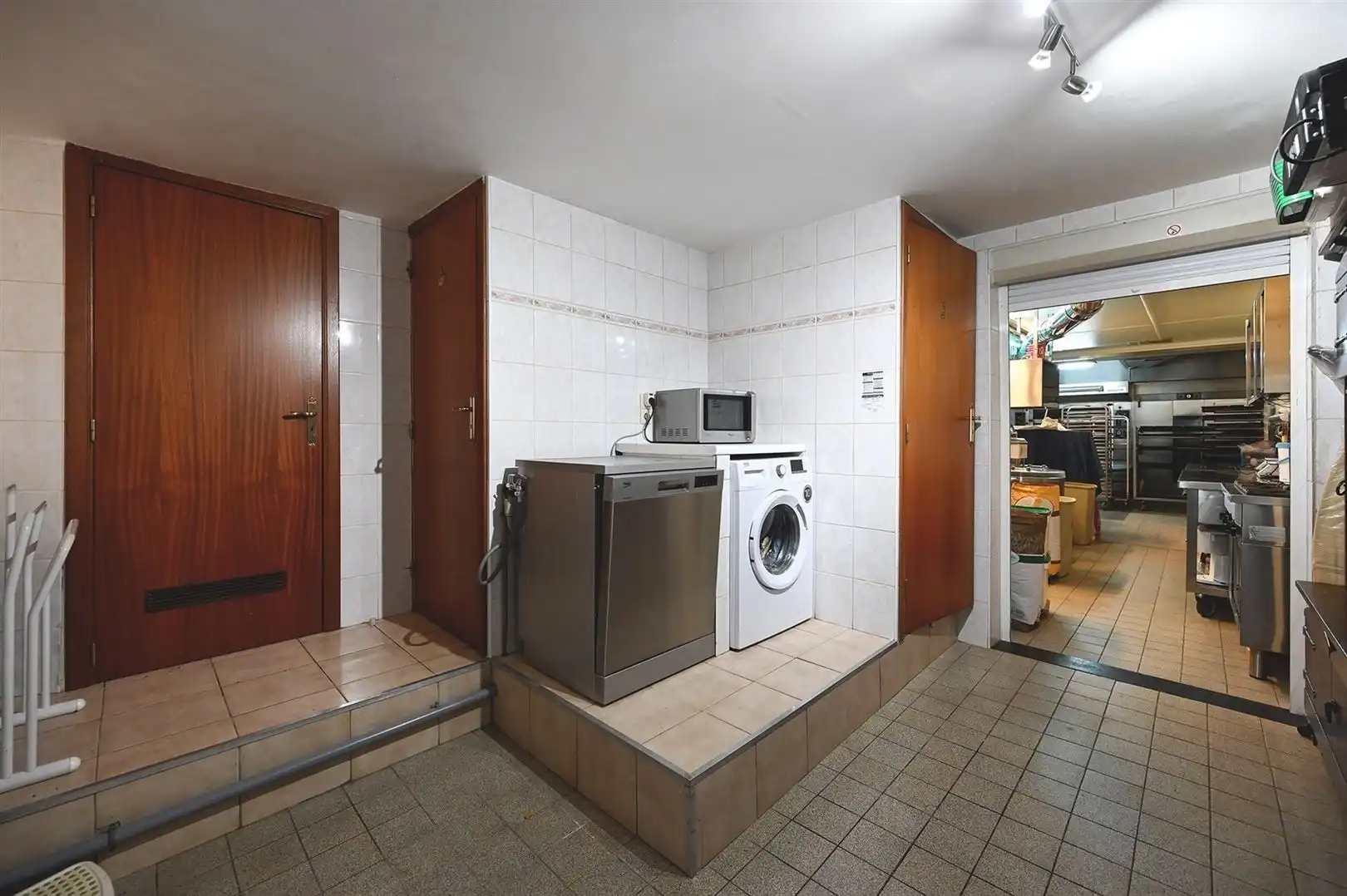 Een uniek pand op een toplocatie!  foto 8