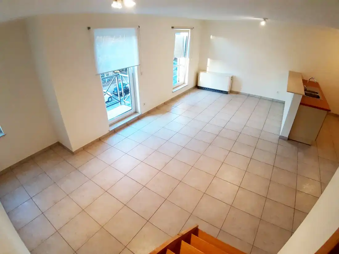 Gunstig gelegen duplex appartement te Genk foto 4