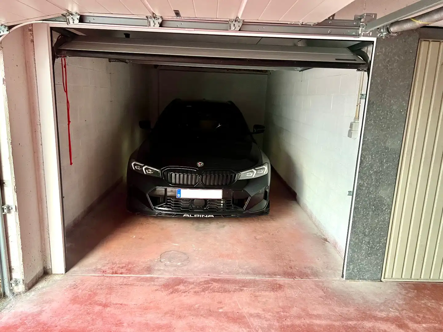 Garage vlakbij Zeedijk foto 6