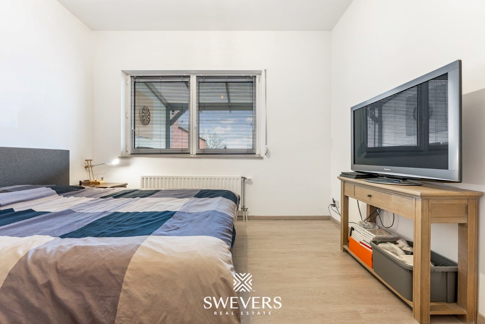 Volledig gerenoveerd appartement van 102 m² met ruim terras en garagebox foto 17