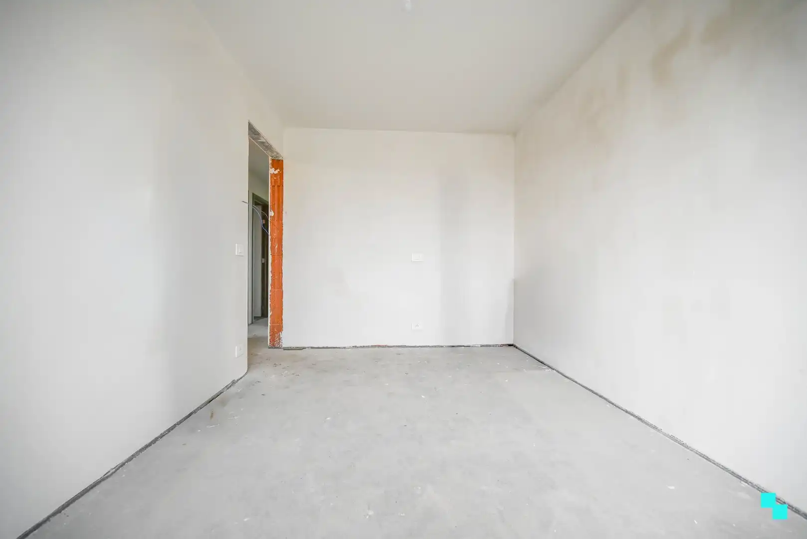 Halfopen nieuwbouwwoning met landelijke verzichten foto 18