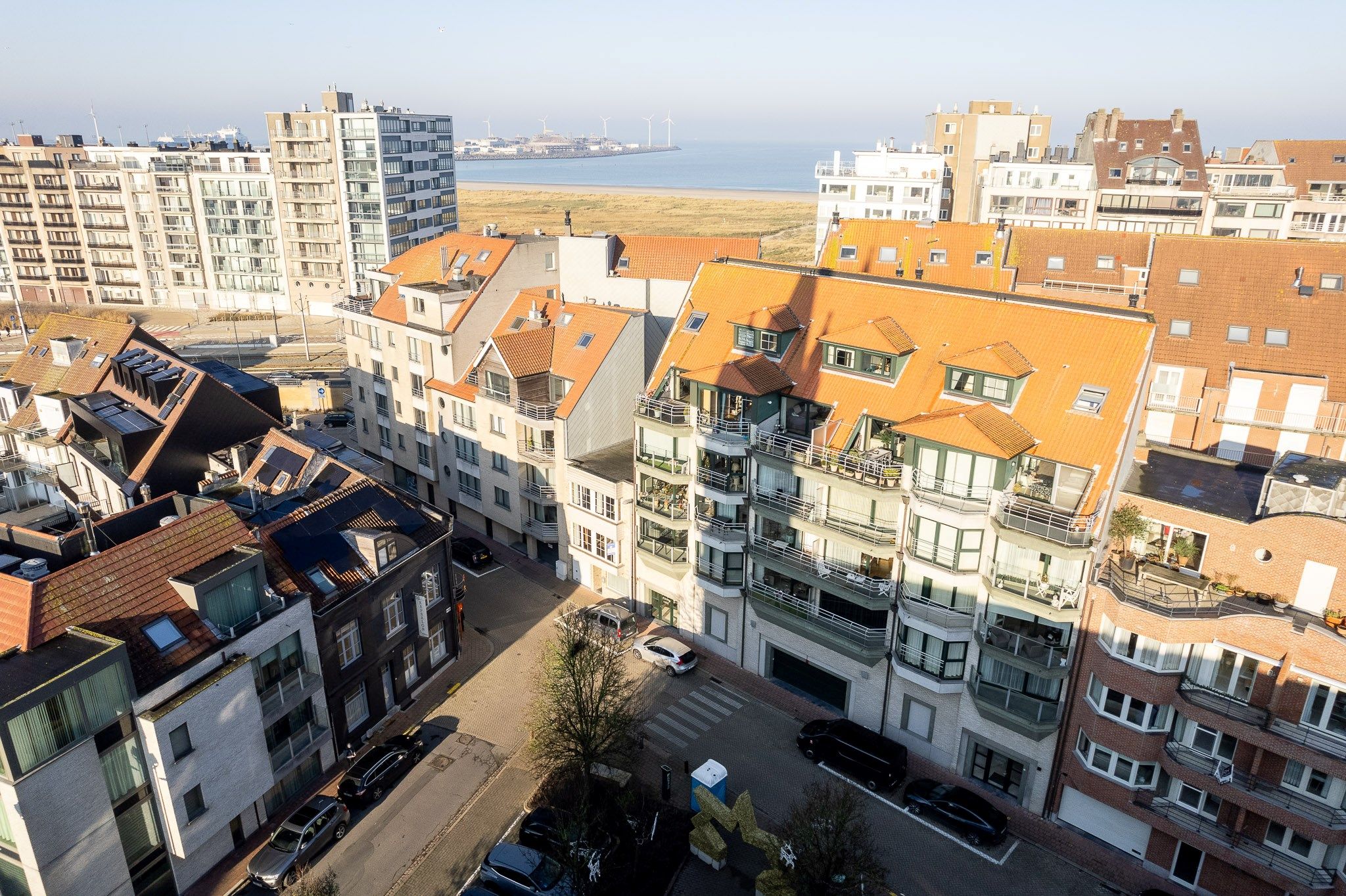 Woning met garage op 150 meter van het strand van Heist foto 27