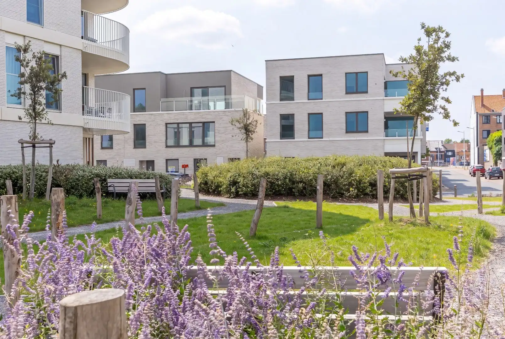 Ontdek De Blauwe Parels, rustig en kwalitatief wonen op een toplocatie nabij de spuikom van Bredene/Oostende.  foto {{pictureIndex}}