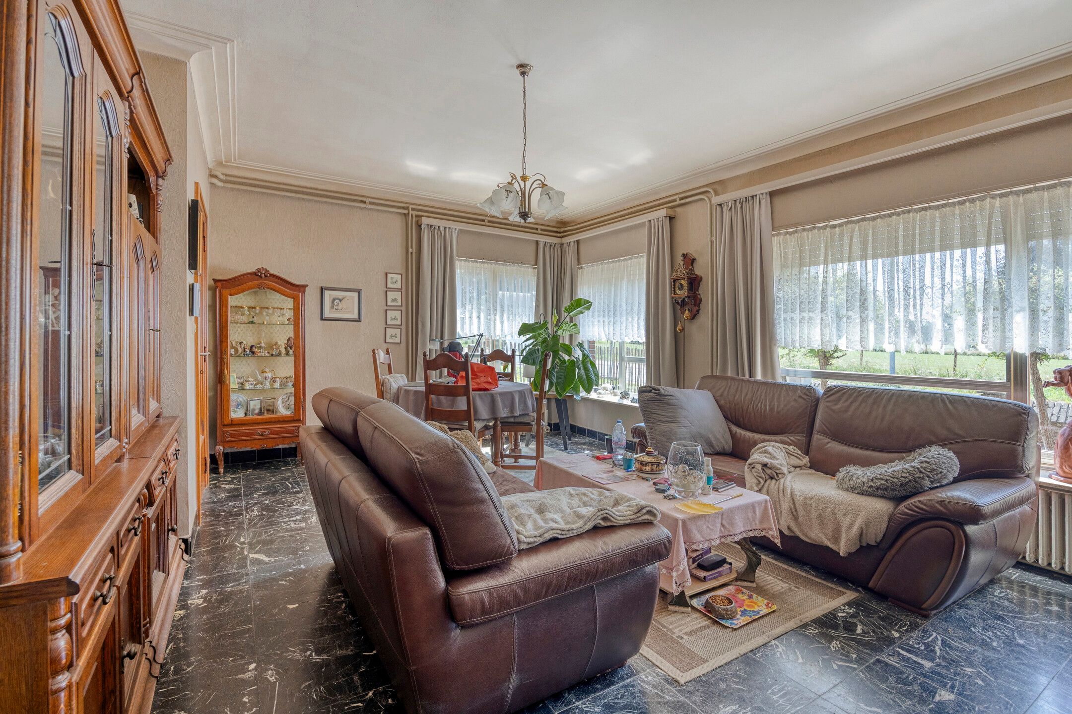 Woning met veel potentieel!  foto 3