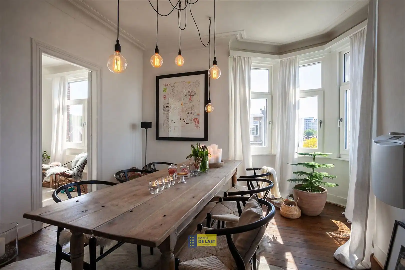 Appartement foto {{pictureIndex}}
