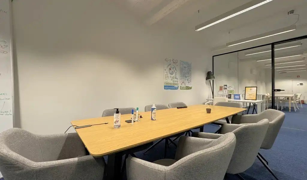 Kantoren te huur in Valkeniersnatie te Antwerpen foto 9