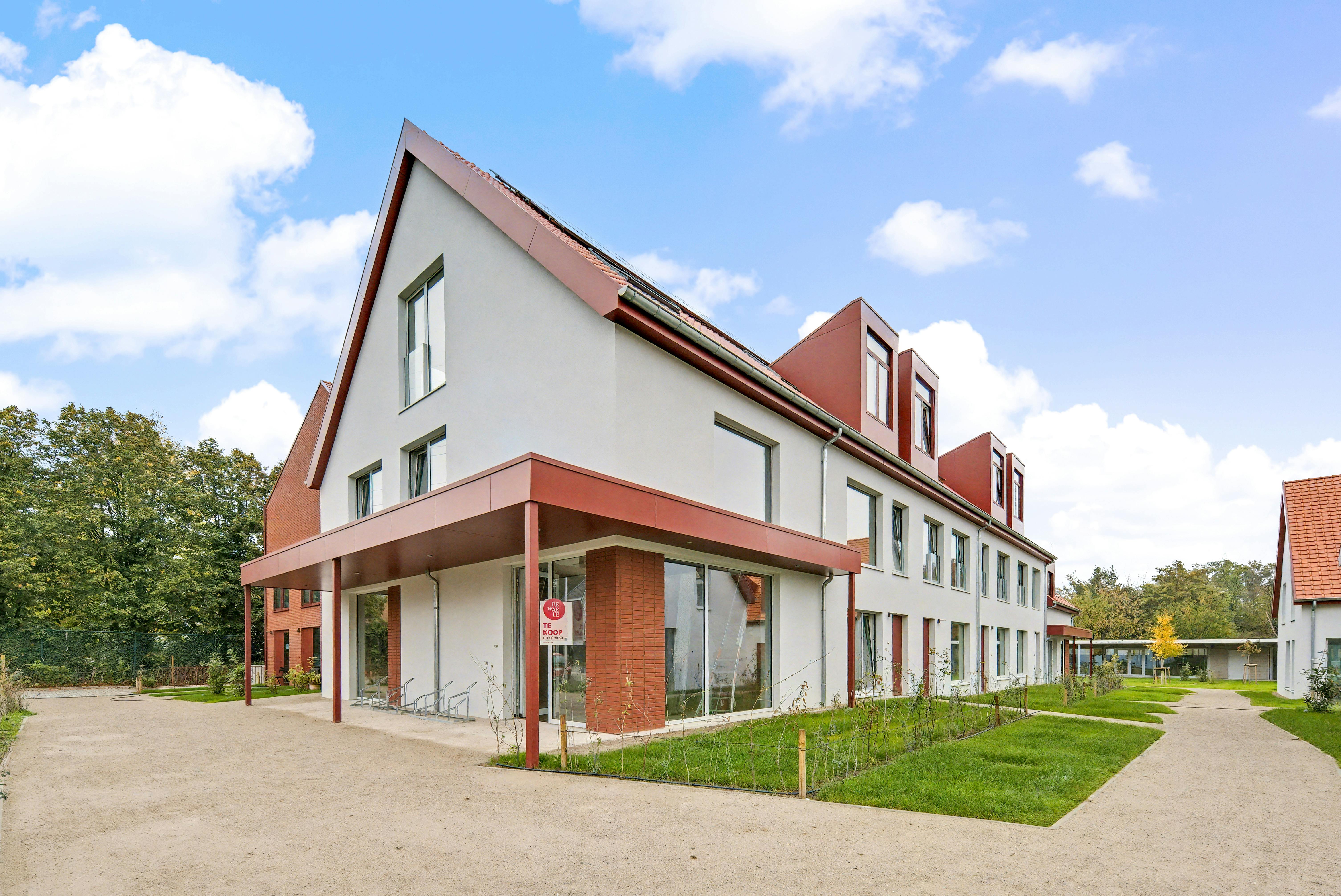 Handelspand van 150 m² te Hasselt foto 2