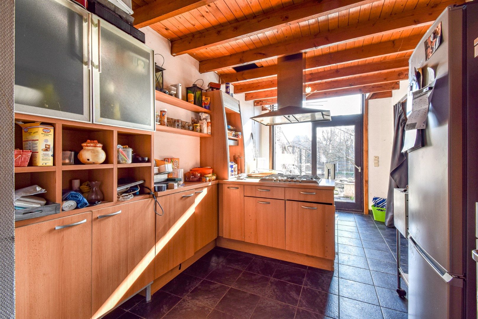 Centraal gelegen woning met tuin te Koekelare foto 5