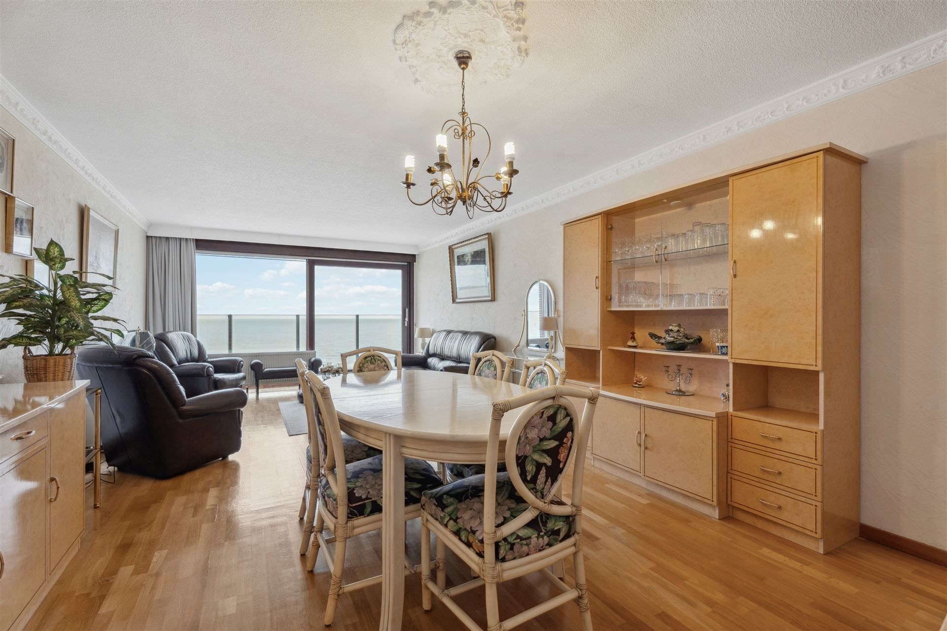 3 SLAAPKAMERS / ZEEZICHT foto 6