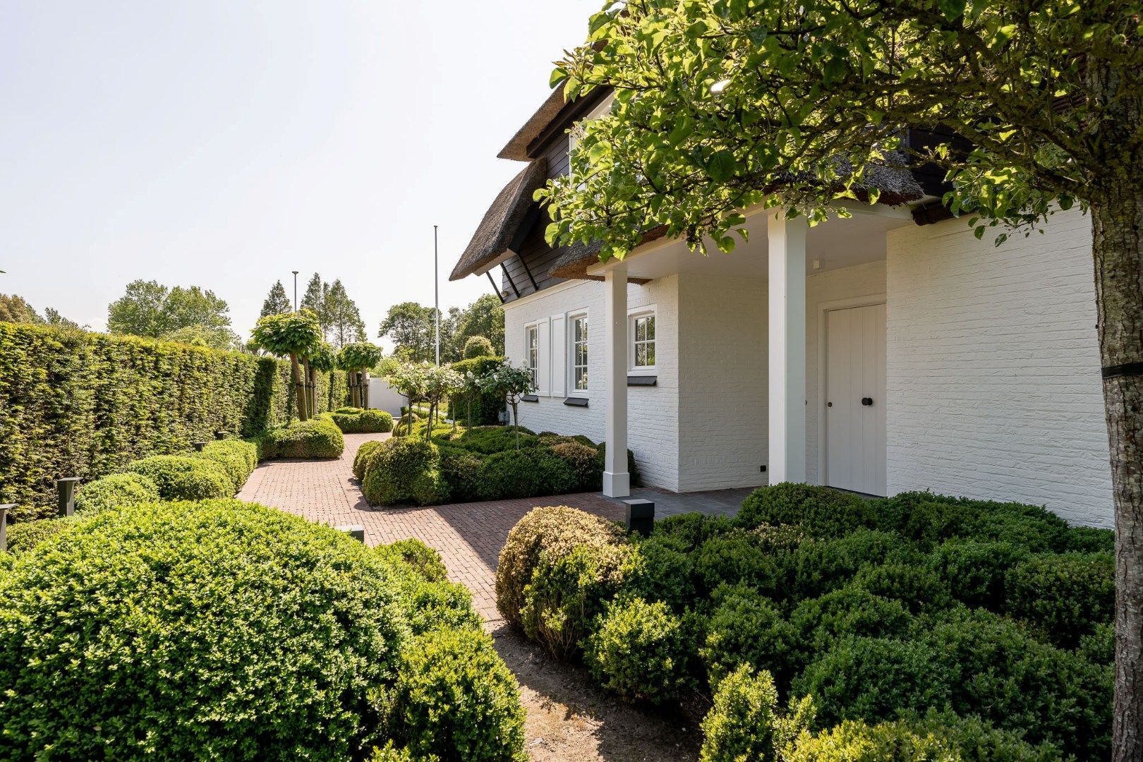 Elegante instapklare villa met zuidgerichte tuin foto 4