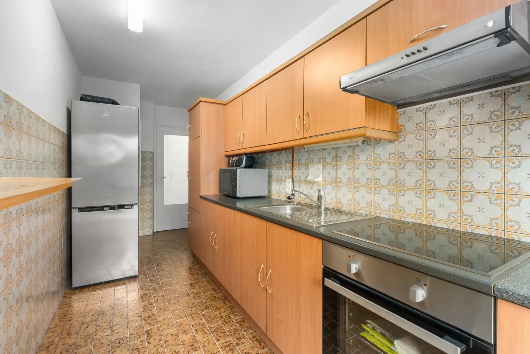 Gelijkvloers 1 slaapkamer appartement met ruim terras foto 4