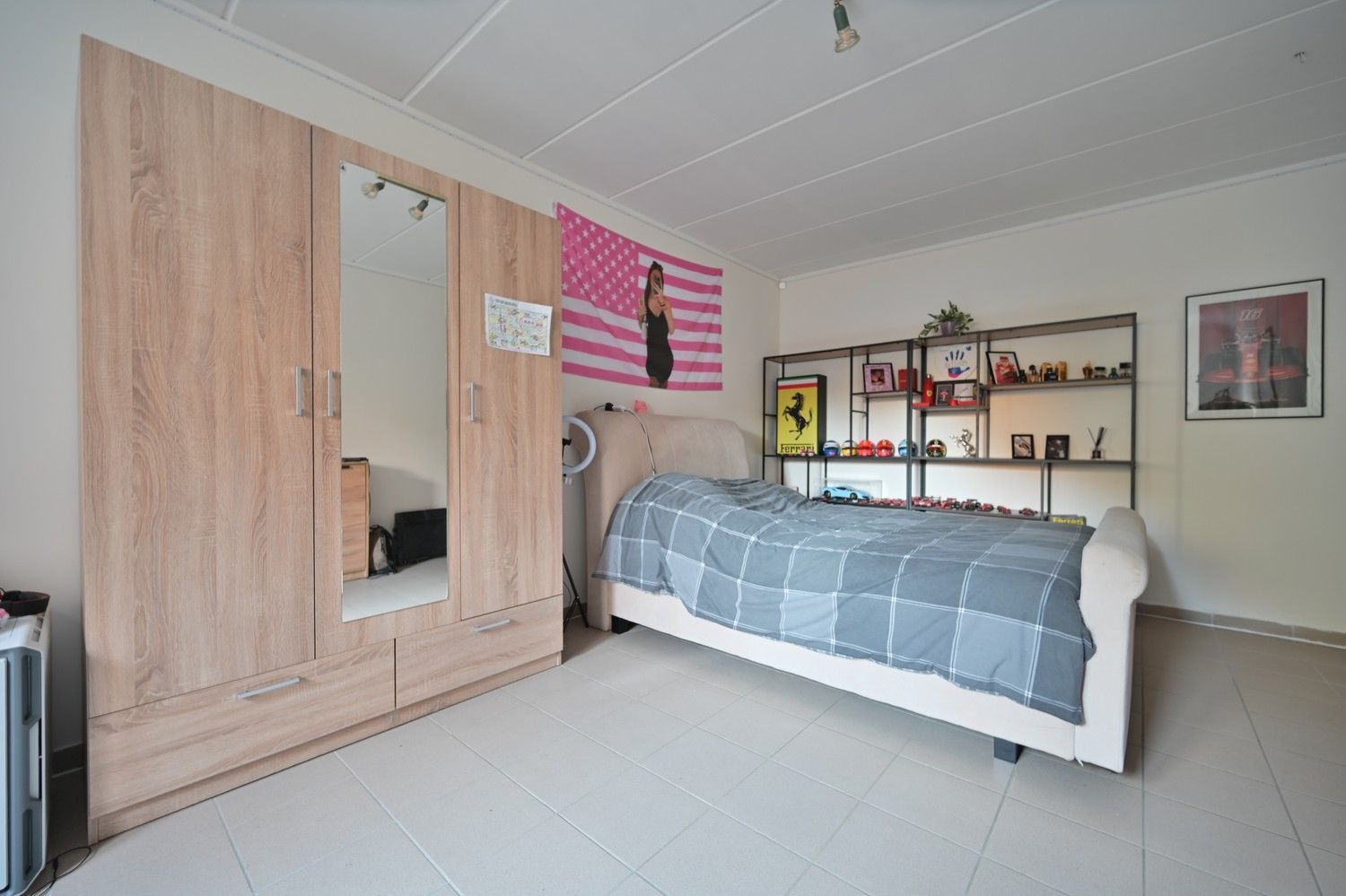 Royaal gelijkvloersappartement met 2 slaapkamers en inpandige garage, nabij het centrum van Lanaken foto 11