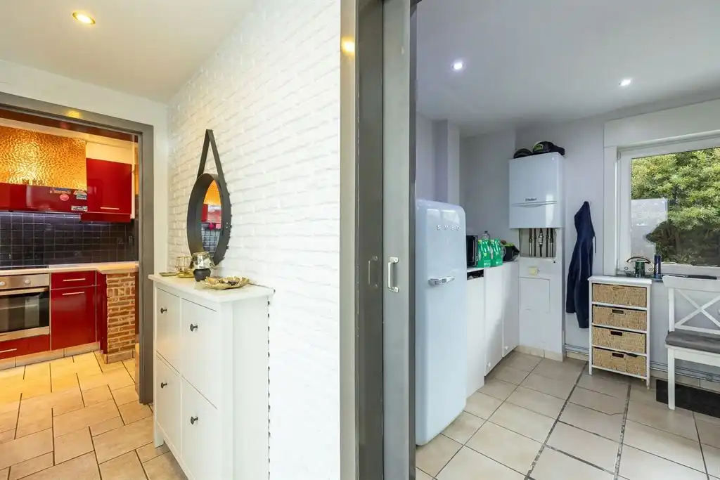 Woning met grote tuin op centrale locatie foto 11