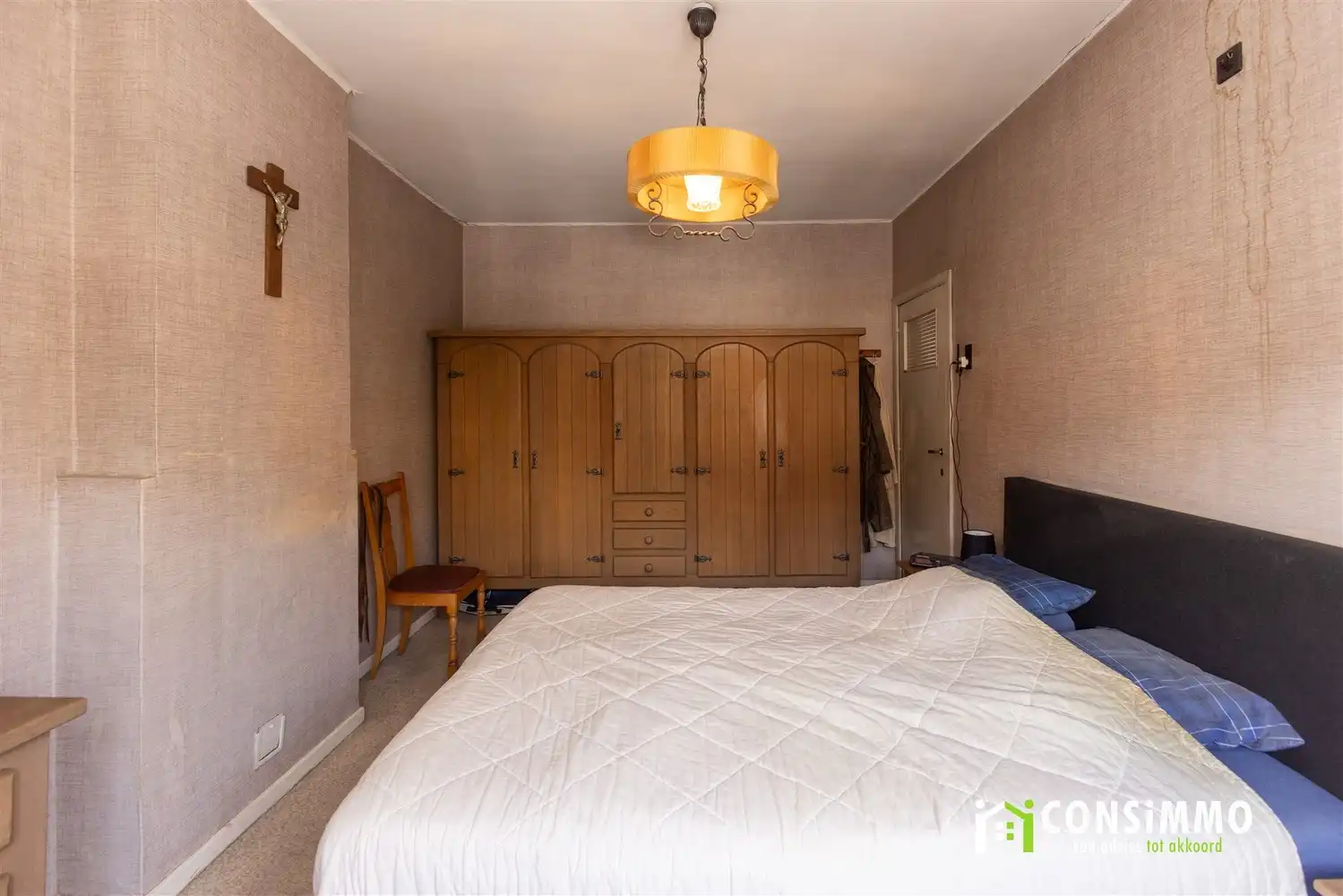 Renovatiepand met bijzonder veel potentieel in Genk-Waterschei foto 14