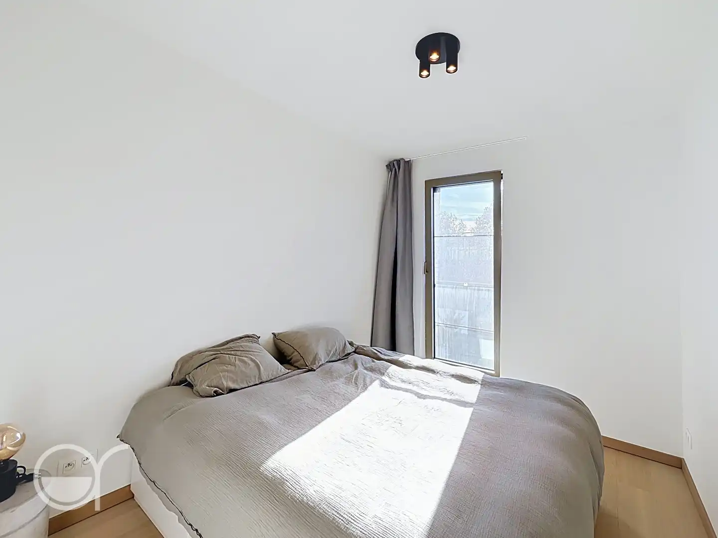Recente, energiezuinige rijwoning met 3 slaapkamers en tuin vlakbij het UZ foto 7