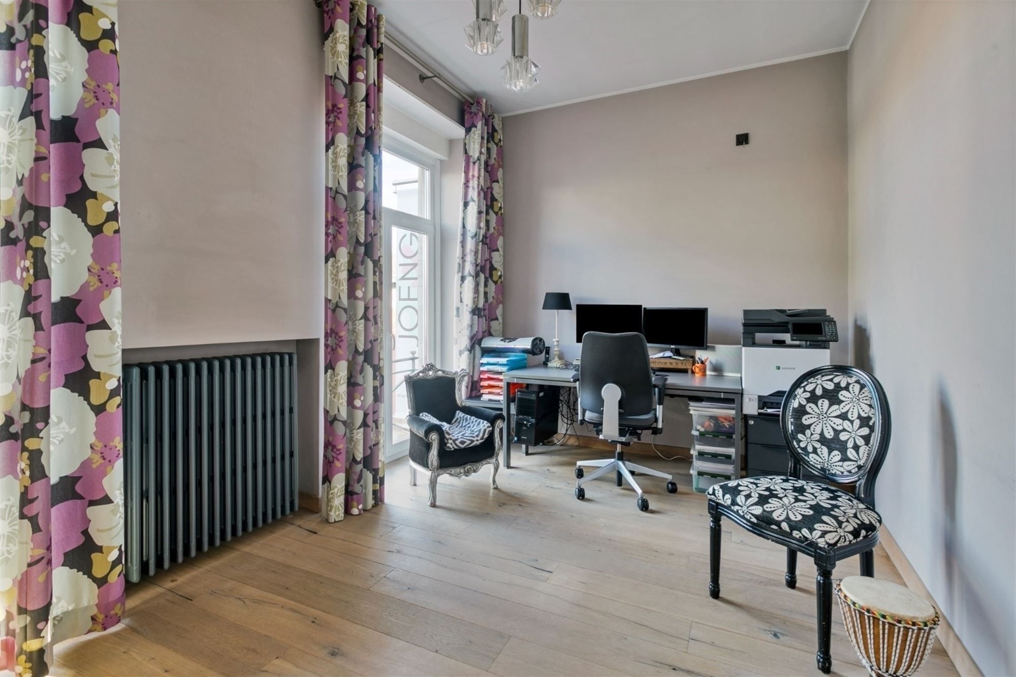 Karaktervolle woning in centrum Essen met prachtige tuin, 4 slaapkamers en commerciële ruimte foto 12