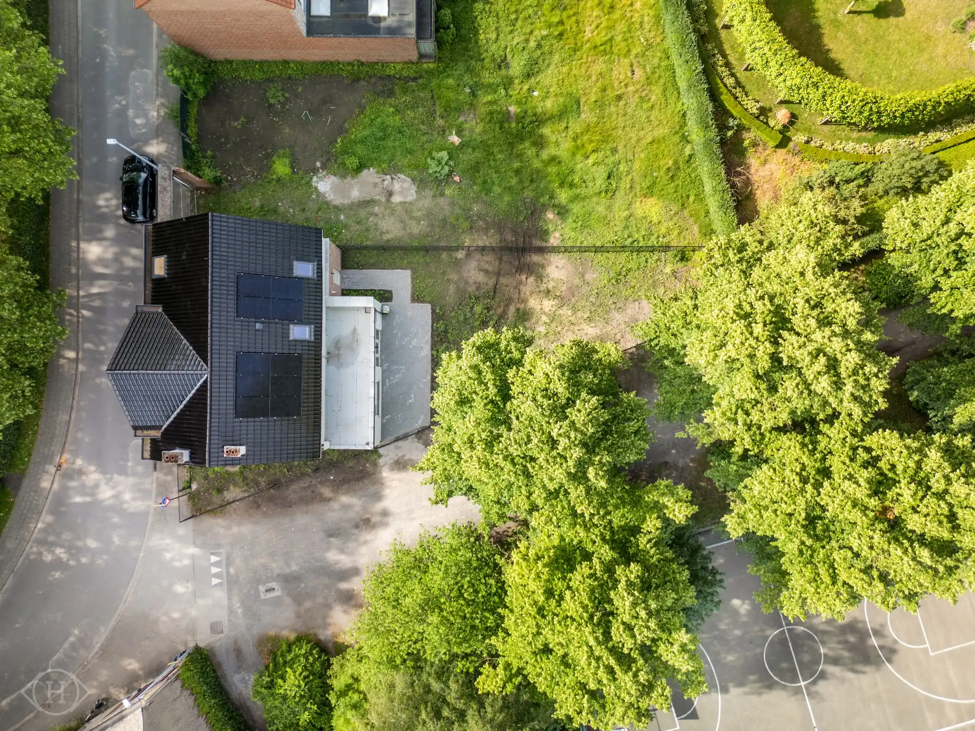 Karaktervolle gerenoveerde woning met 4 slaapkamers foto 15