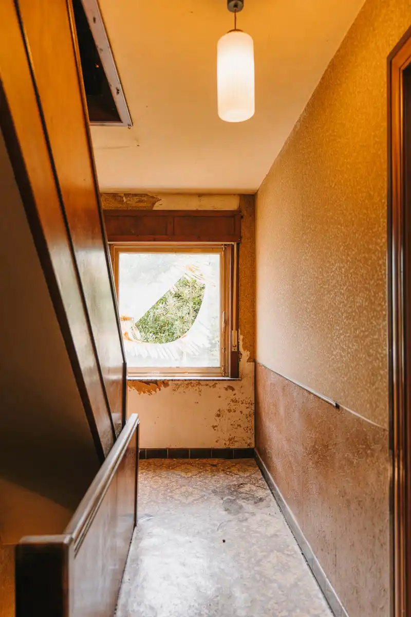 Gezellige, te renoveren open woning in een rustige straat foto 16