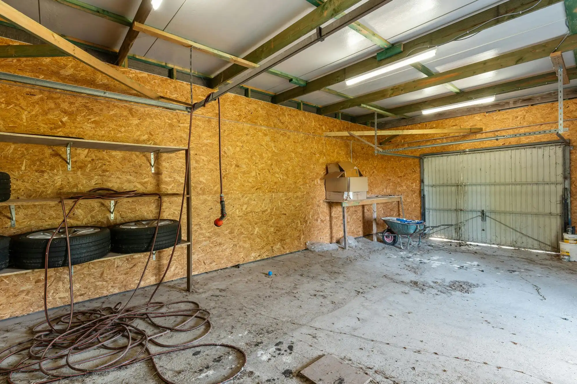 Ruime villa met tuin & 2 garages, ideaal als kangoeroewoning foto 30