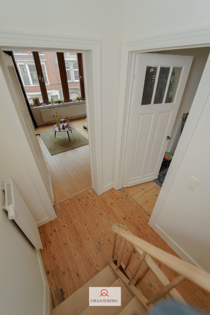 Gerenoveerde herenwoning met 4 slpk's vlakbij Muinkpark foto 40