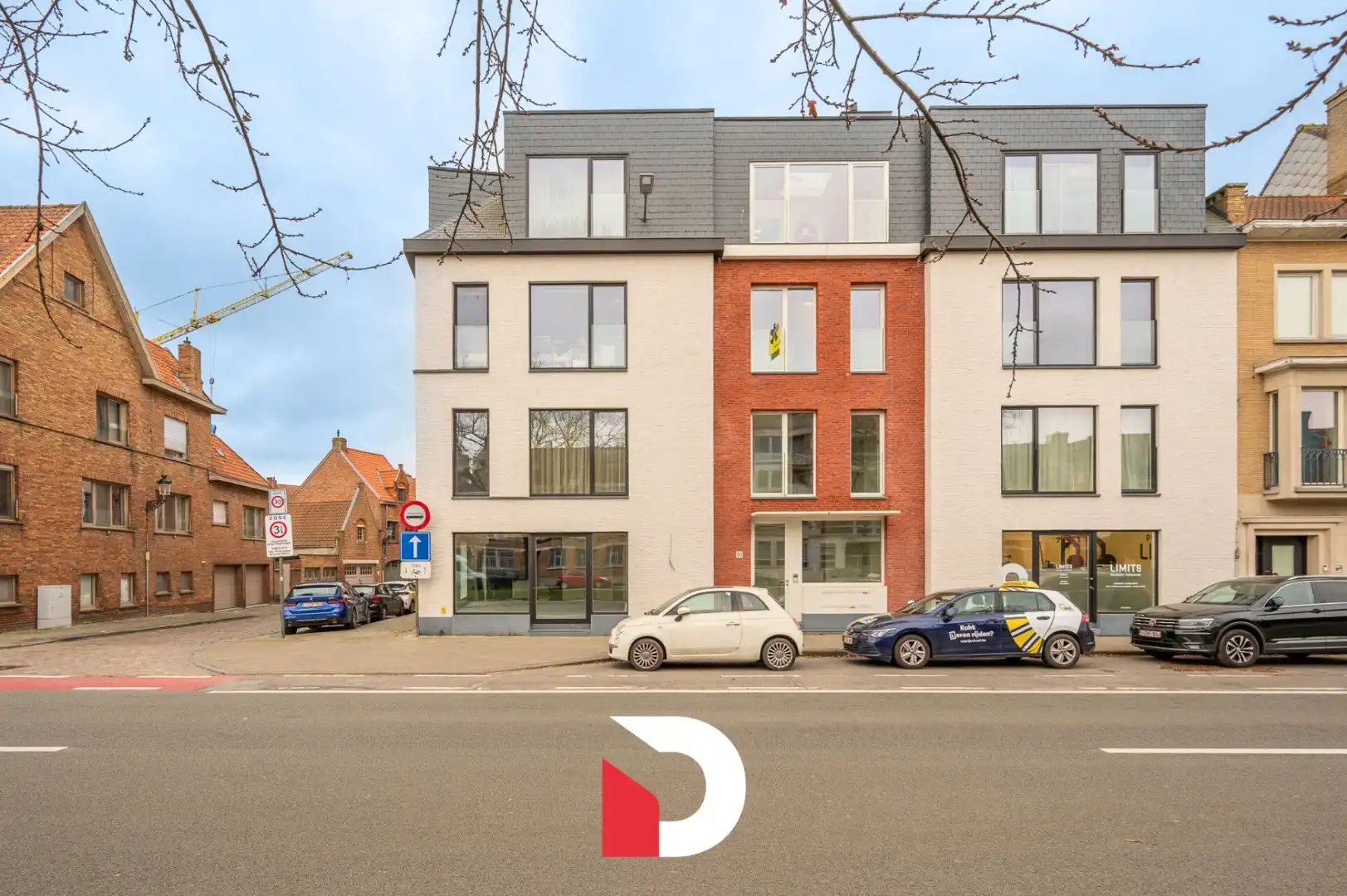 Instapklaar hoekappartement met 2 slk label A en ruim terras centrum Brugge foto 2