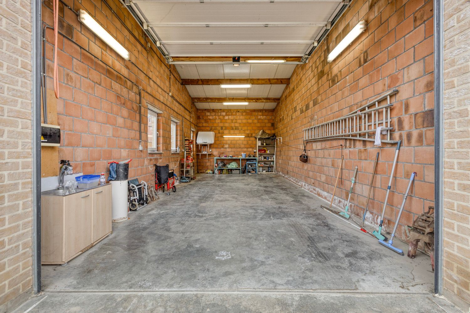 INSTAPKLARE WONING MET VERGUND MAGAZIJN OP 4A 61CA! foto 14