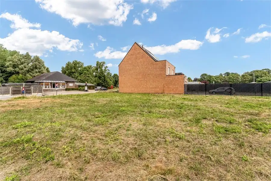 Leuk perceel voor halfopen bebouwing op 07a 79ca foto 4