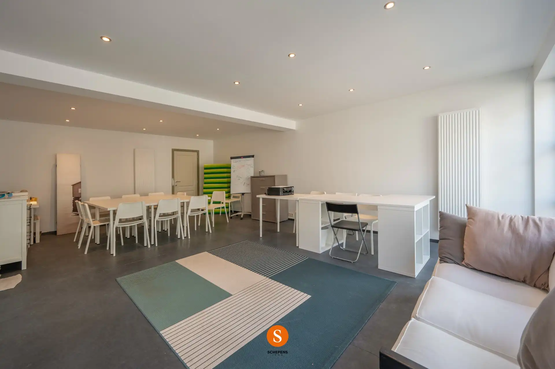 Instapklare woning met polyvalente ruimte, zonnige tuin en tal van mogelijkheden. foto 4