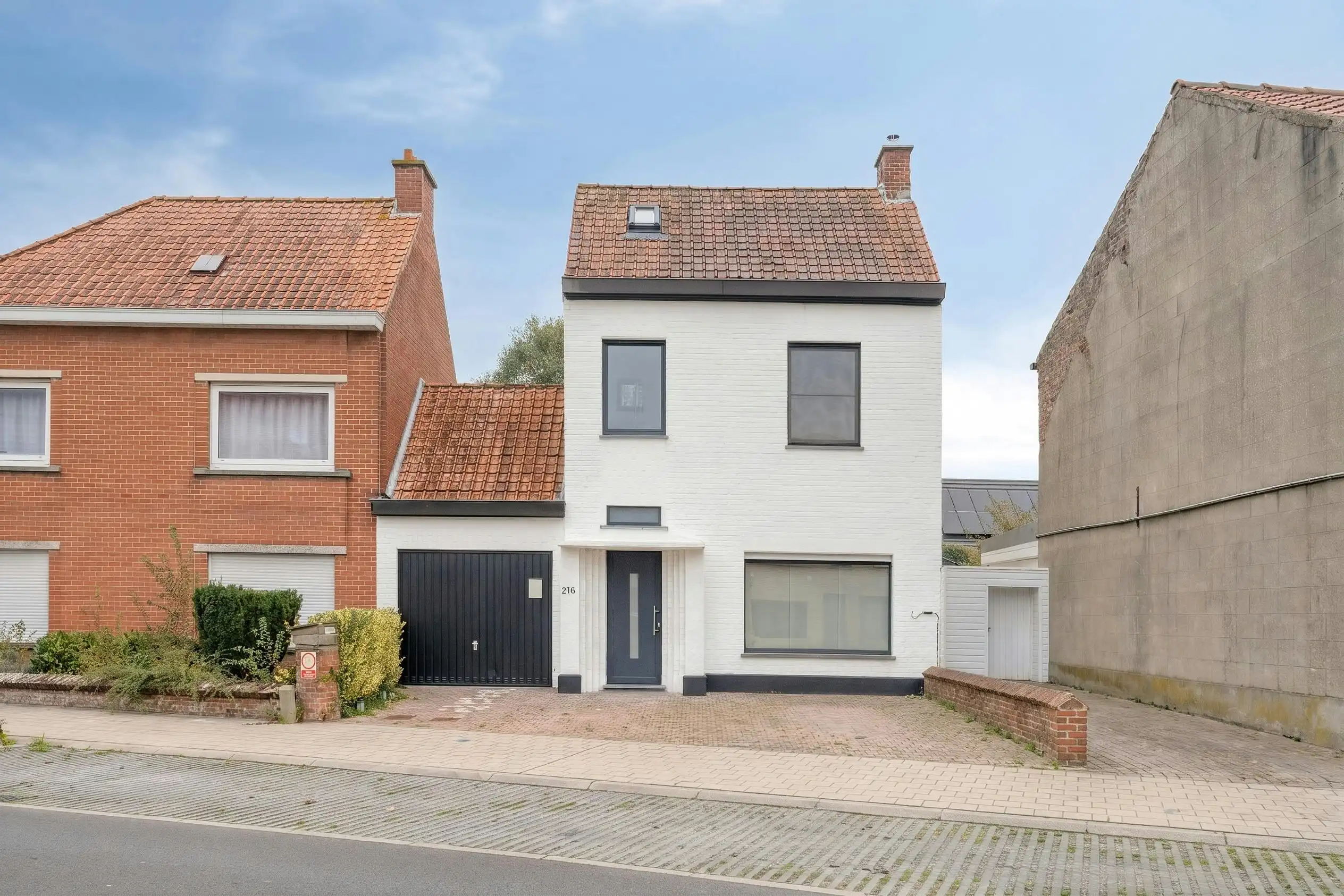 Volledig gerenoveerde en instapklare woning met grote tuin foto 24