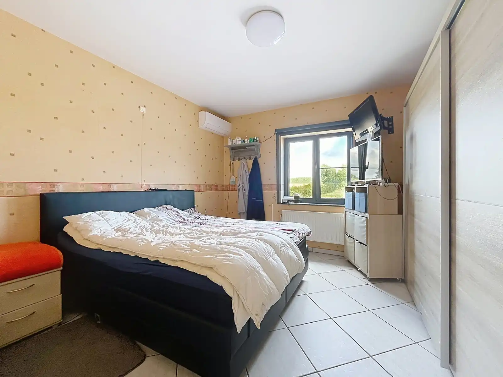 OB op een toplocatie met mooie tuin en 4 slaapkamers foto 9