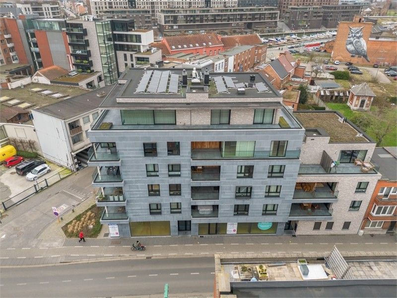 UNIEK CASCO HANDELSPAND VAN 238M² OP EEN TOPLOCATIE IN HASSELT foto 23