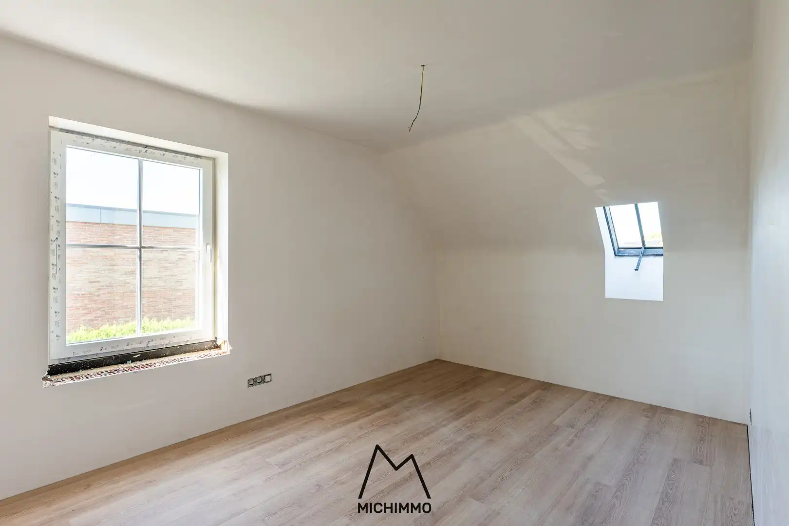 Fantastische nieuwbouwwoning met vier slaapkamers op hele leuke locatie. foto 29