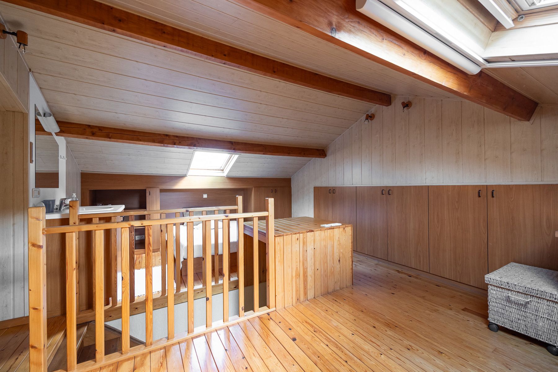 Laagbouwwoning met 4 slaapkamers op een perceel van 2.148m². foto 14
