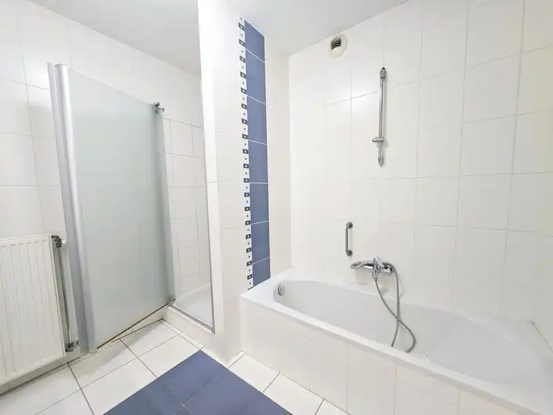 Comfortabel wonen vlakbij het centrum met eigen parking foto 4