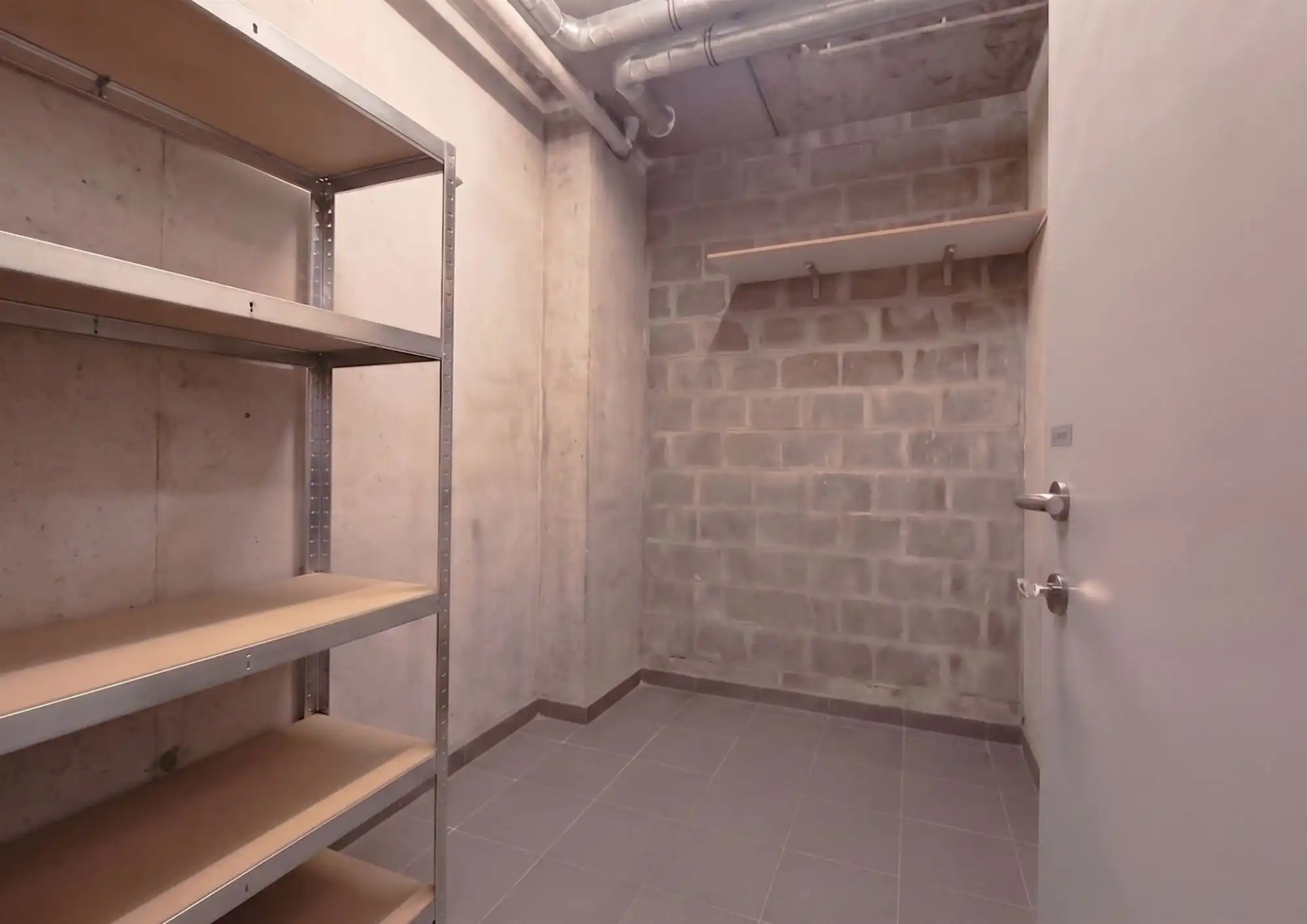 Knap en energiezuinig appartement met 2 slaapkamers en terras foto 9
