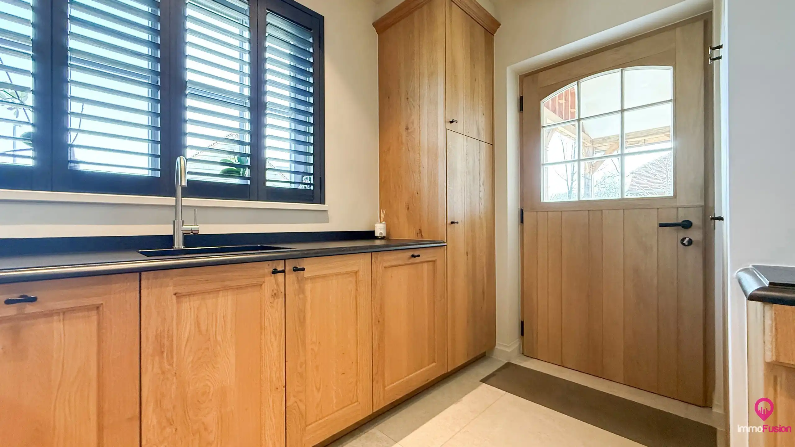 Luxueuze gelijkvloerse nieuwbouwwoning in pastorijstijl foto 20