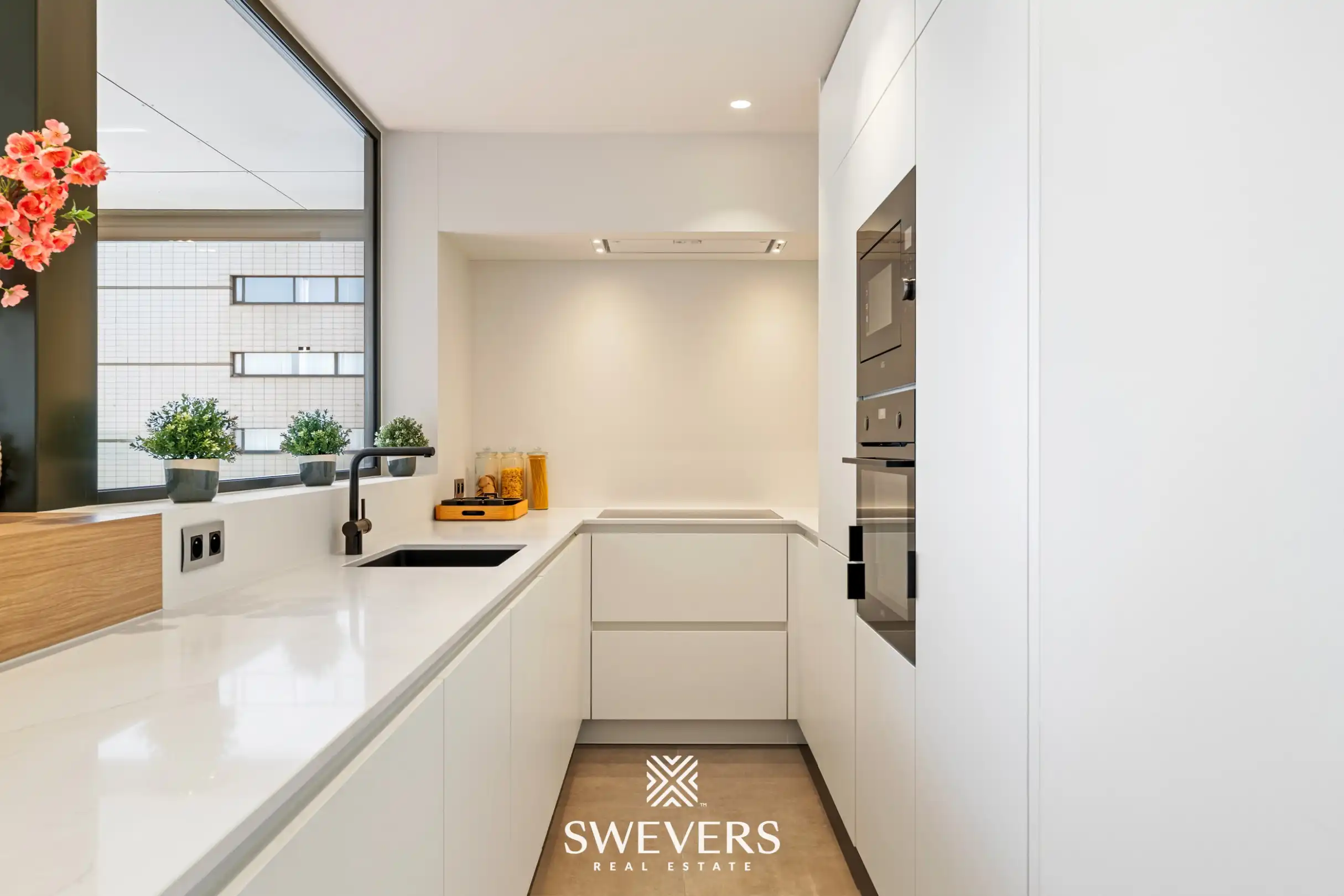 Luxe-appartement met adembenemend zicht over Hasselt foto 12