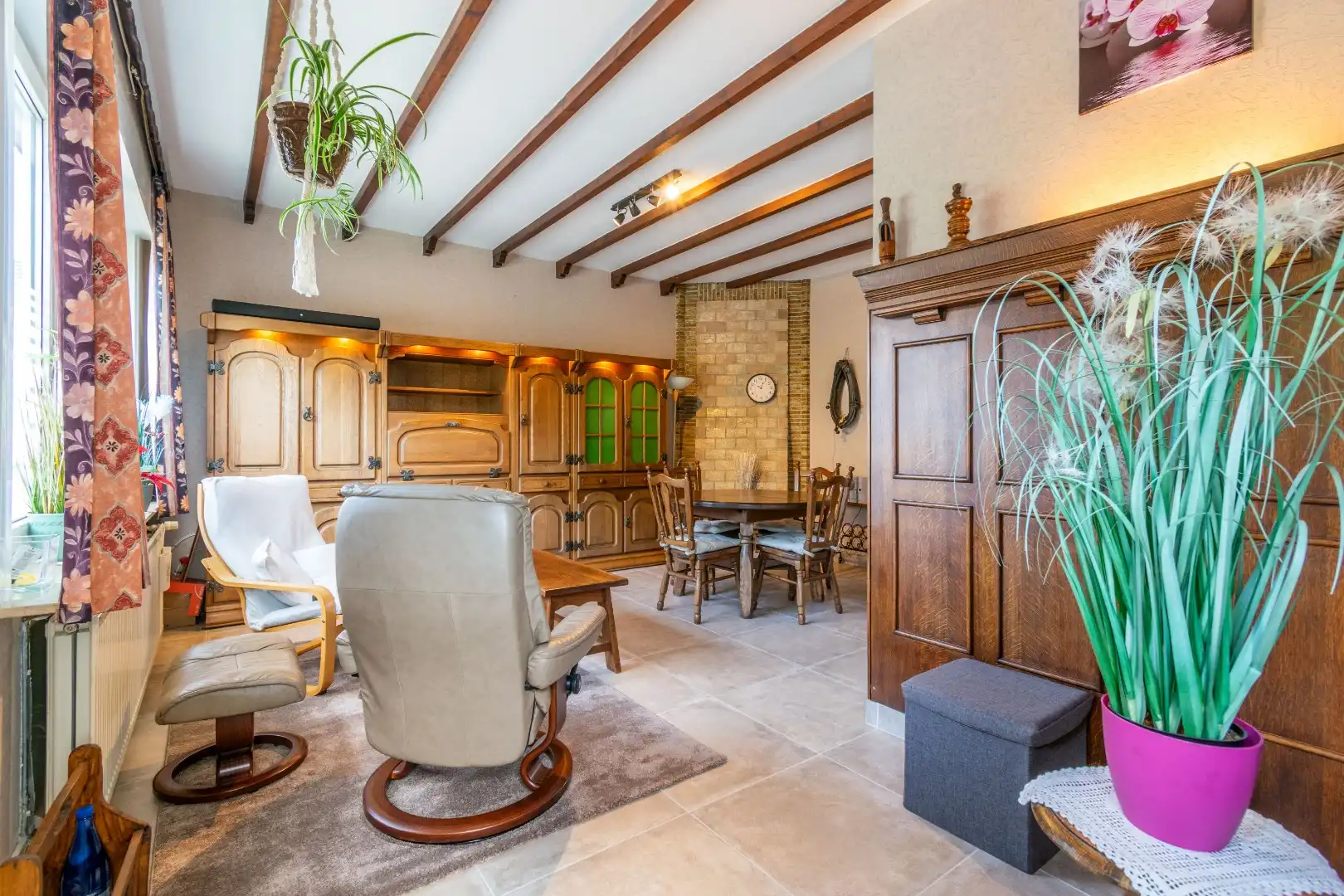 WELGELEGEN WONING MET 2 SLP, BUREAU, INRICHTBARE ZOLDER! foto 6