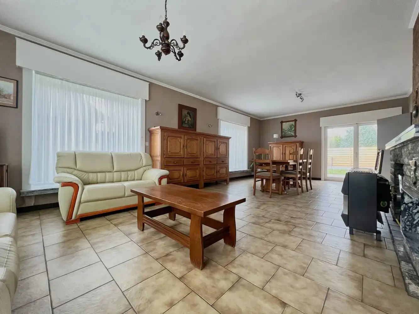 Alleenstaande, lichtrijke gezinswoning met zonnige tuin foto 2