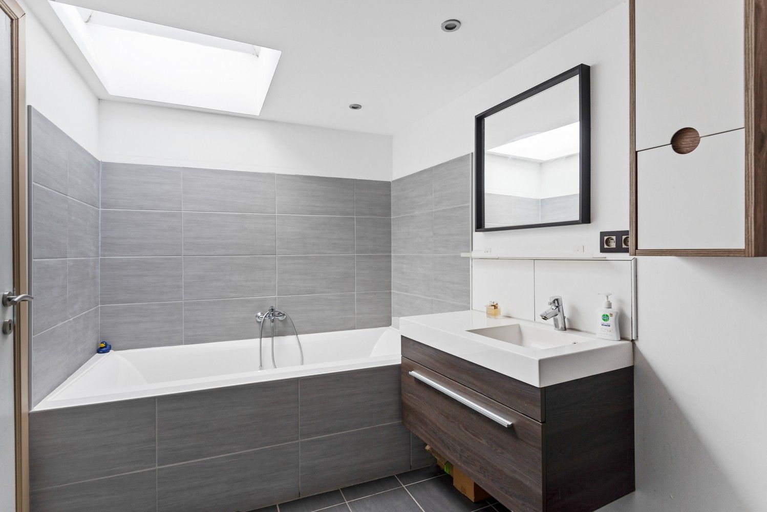 Huis met tuin en 3 slaapkamers te Wijnegem! foto 12