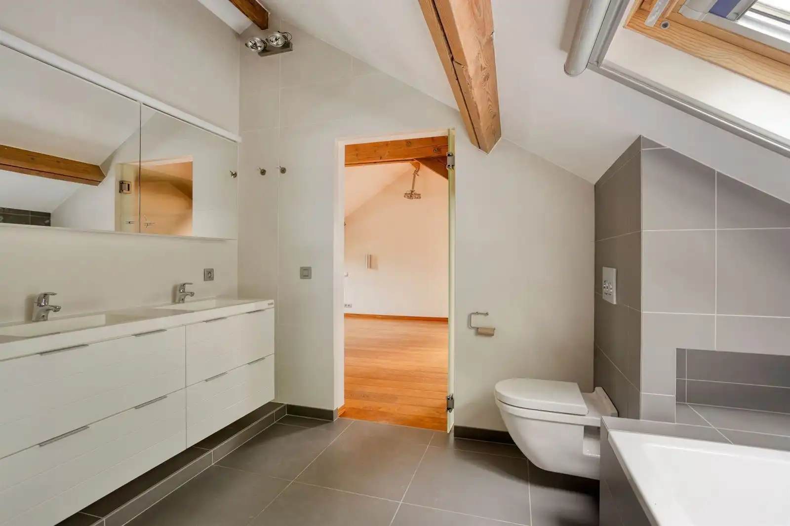 Prachtig gelegen landhuis 4 slaapkamers en tuin foto 28
