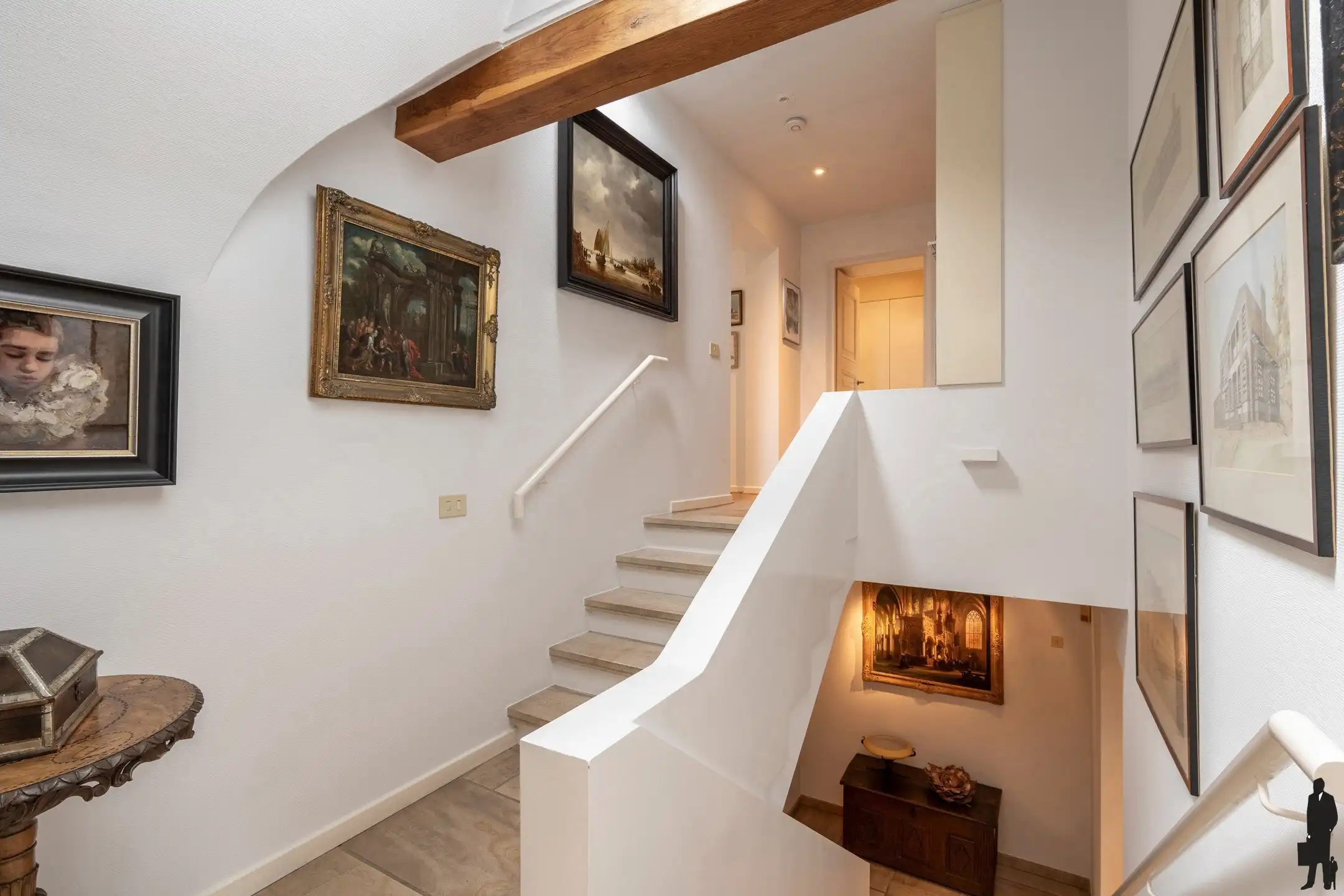 Villa met kantoor en 5 slpk. in groene rand van Turnhout foto 3