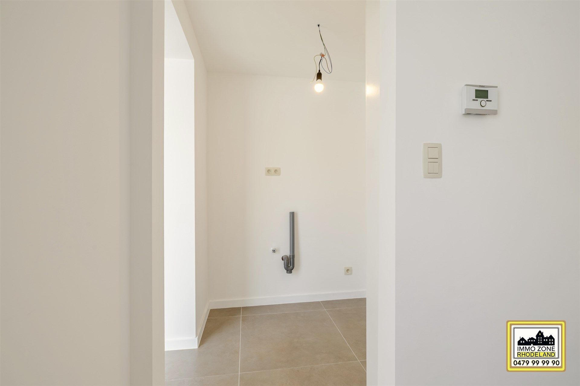 Super instapklare woning met 3 slpks, garage en tuin foto 9