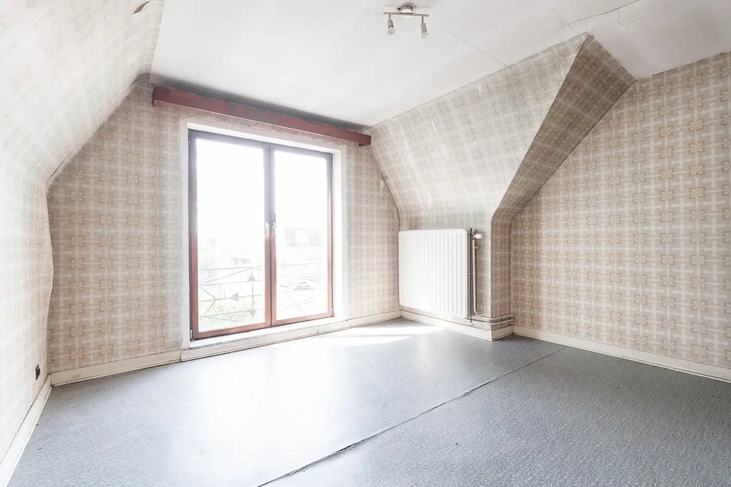Ruime multifunctionele woning met een toonzaal en een schitterend perceel van 1108 m²! foto 32