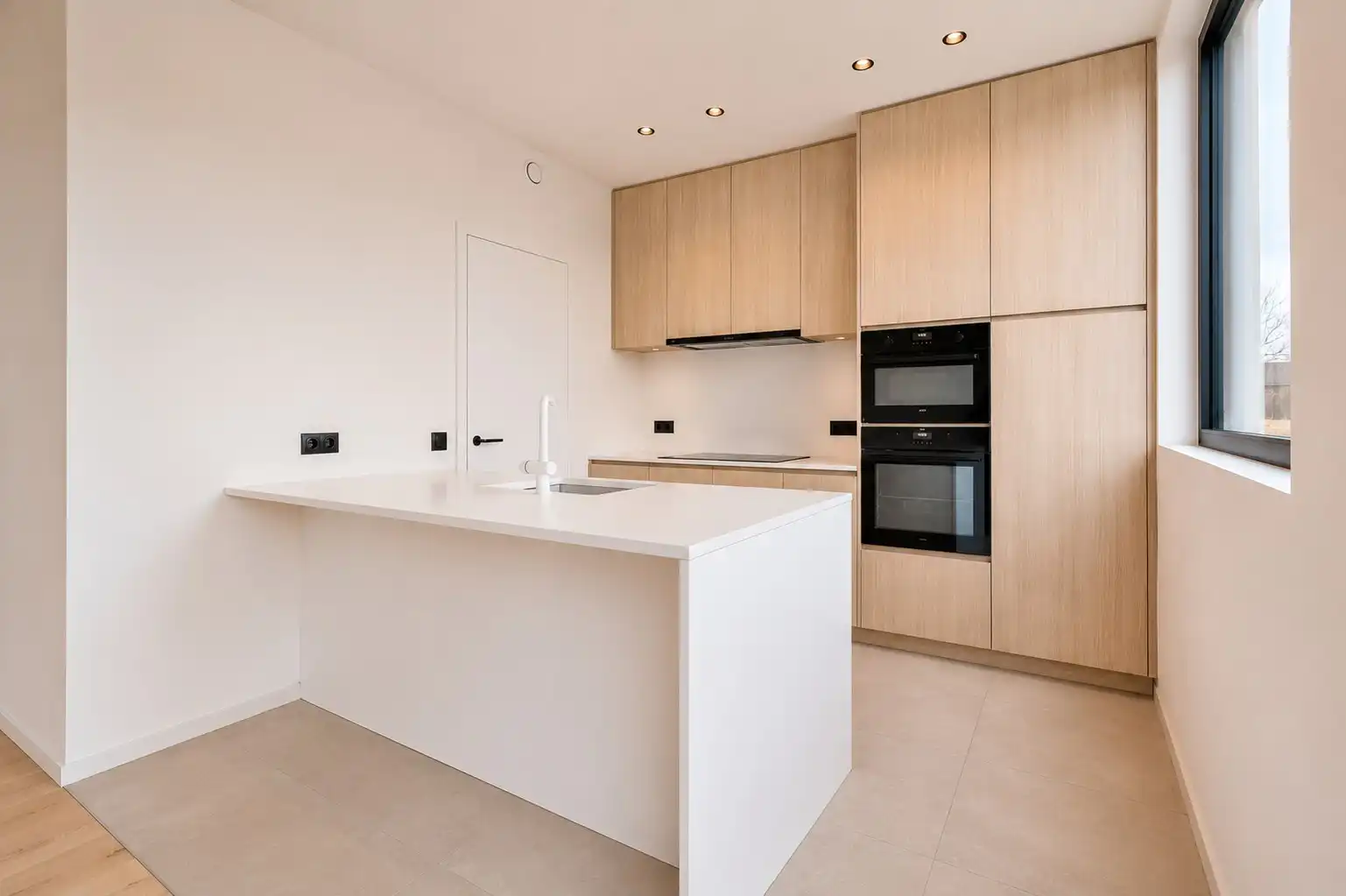 Ruime afgewerkte nieuwbouwwoning met landelijk zicht! foto 10