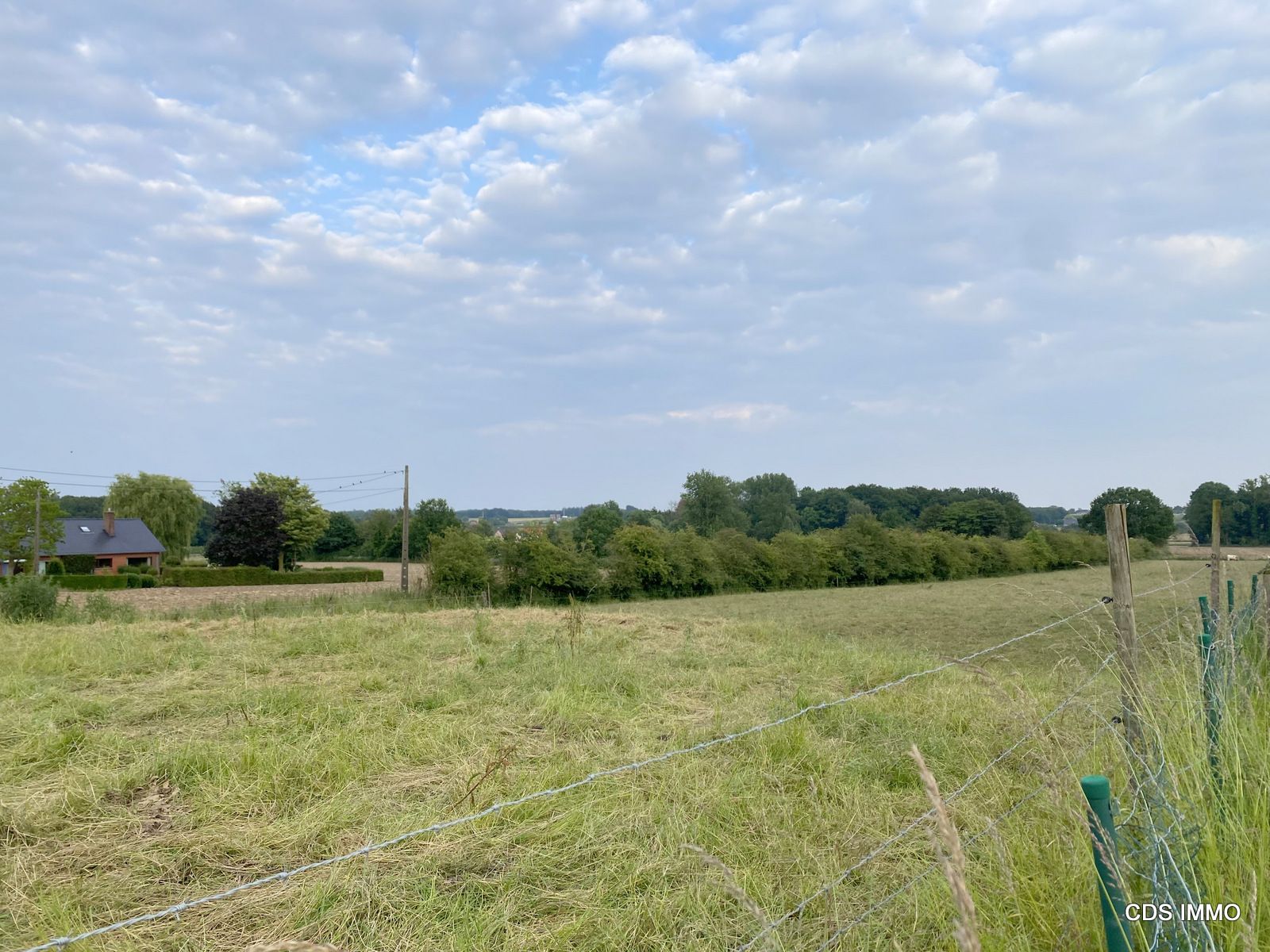 Zeer landelijk gelegen VILLABOUWGROND met een opp. van 11,49 are foto 2