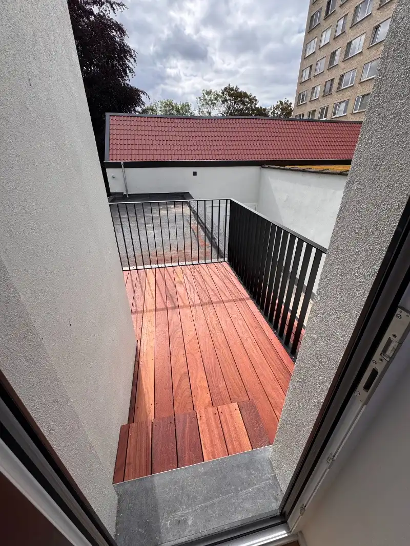 --- NIEUW --- Prachtig gerenoveerd appartement met zicht op het water in Gent. foto 11